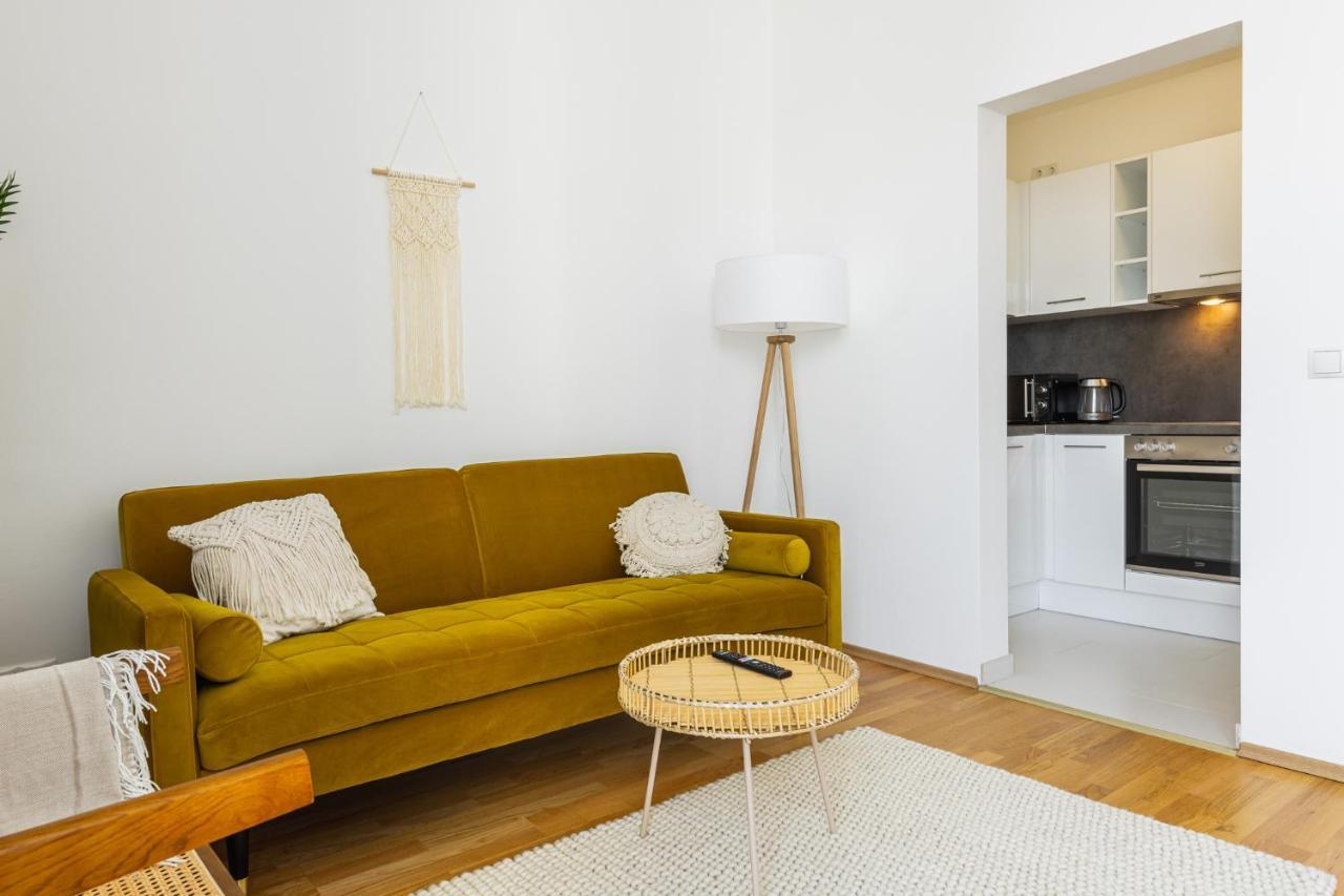 Bright Stylish Apartment With A Balcony In A Top Location Viyana Dış mekan fotoğraf