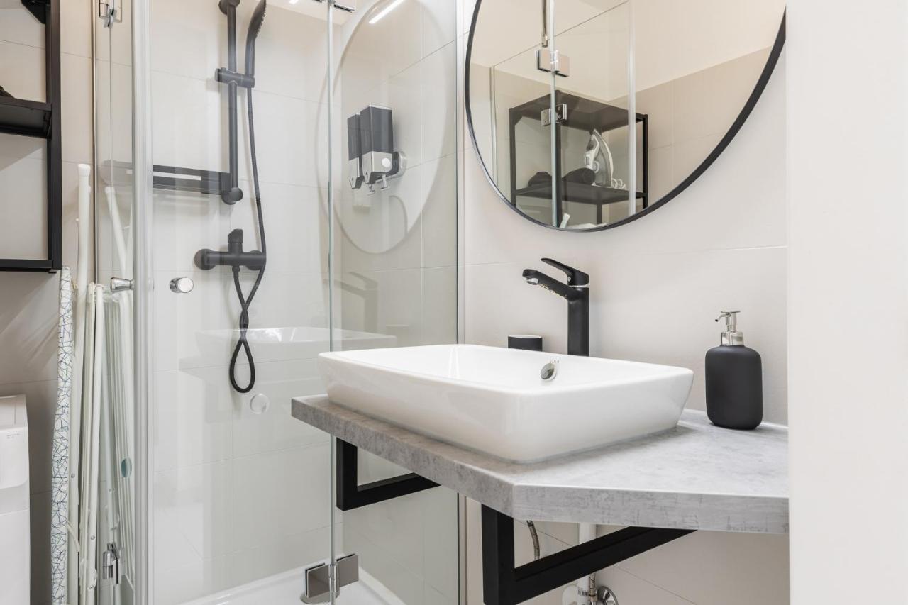 Bright Stylish Apartment With A Balcony In A Top Location Viyana Dış mekan fotoğraf