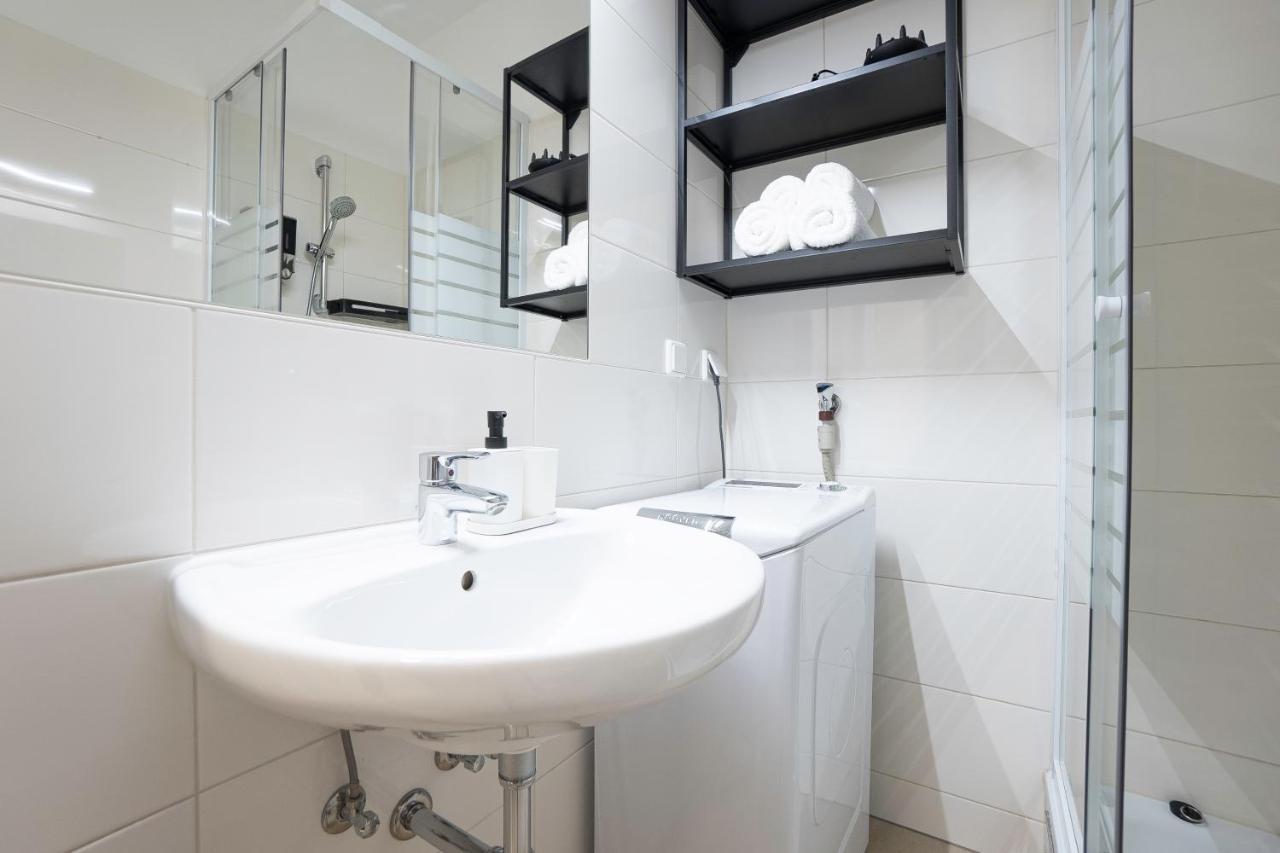 Bright Stylish Apartment With A Balcony In A Top Location Viyana Dış mekan fotoğraf